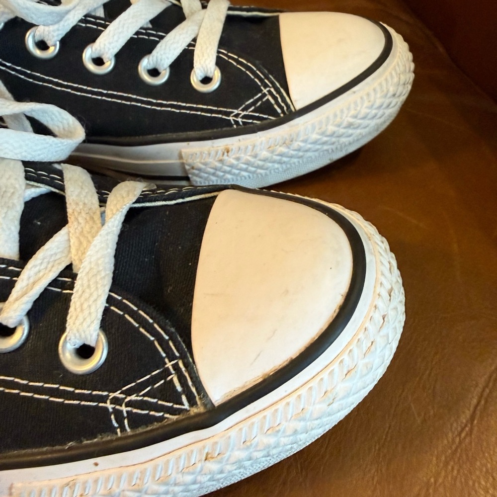 Converse All Star Black and White High-Tops Size 8.5 - Picture 3 of 6
